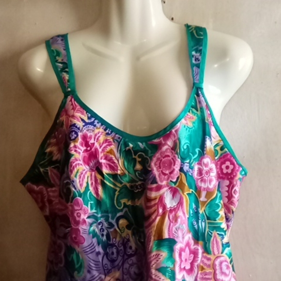 Vintage silky soft robe and floral gown - Picture 4 of 9